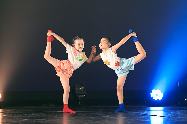 モダンバレエ初級〈ジュニア〉